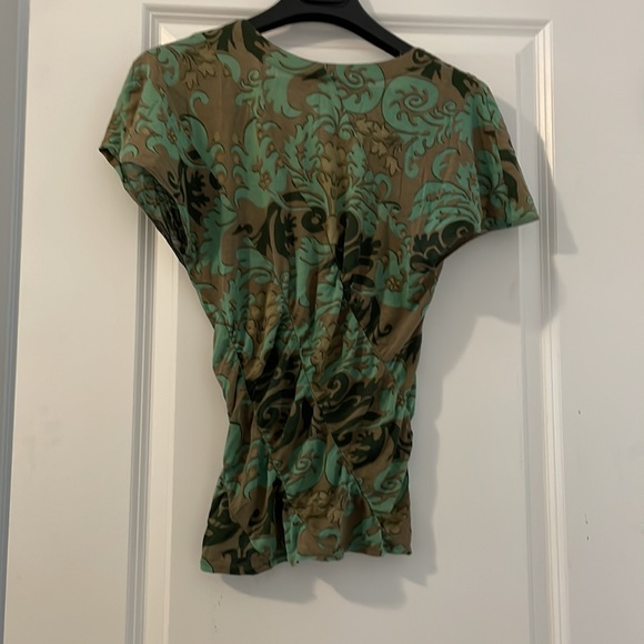 DKNY Green and Brown Cotton Ruched Asymmetrical Cap Sleeved Top, size P - Picture 2 of 4